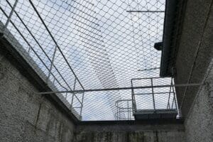 foto de una prisión. El ICE hara modificaciones en sus políticas de detenciones y deportaciones de migrantes indocumentados